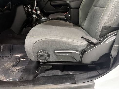 Used 2024 Jeep Wrangler Unlimited Sport AWD/4WD image 20
