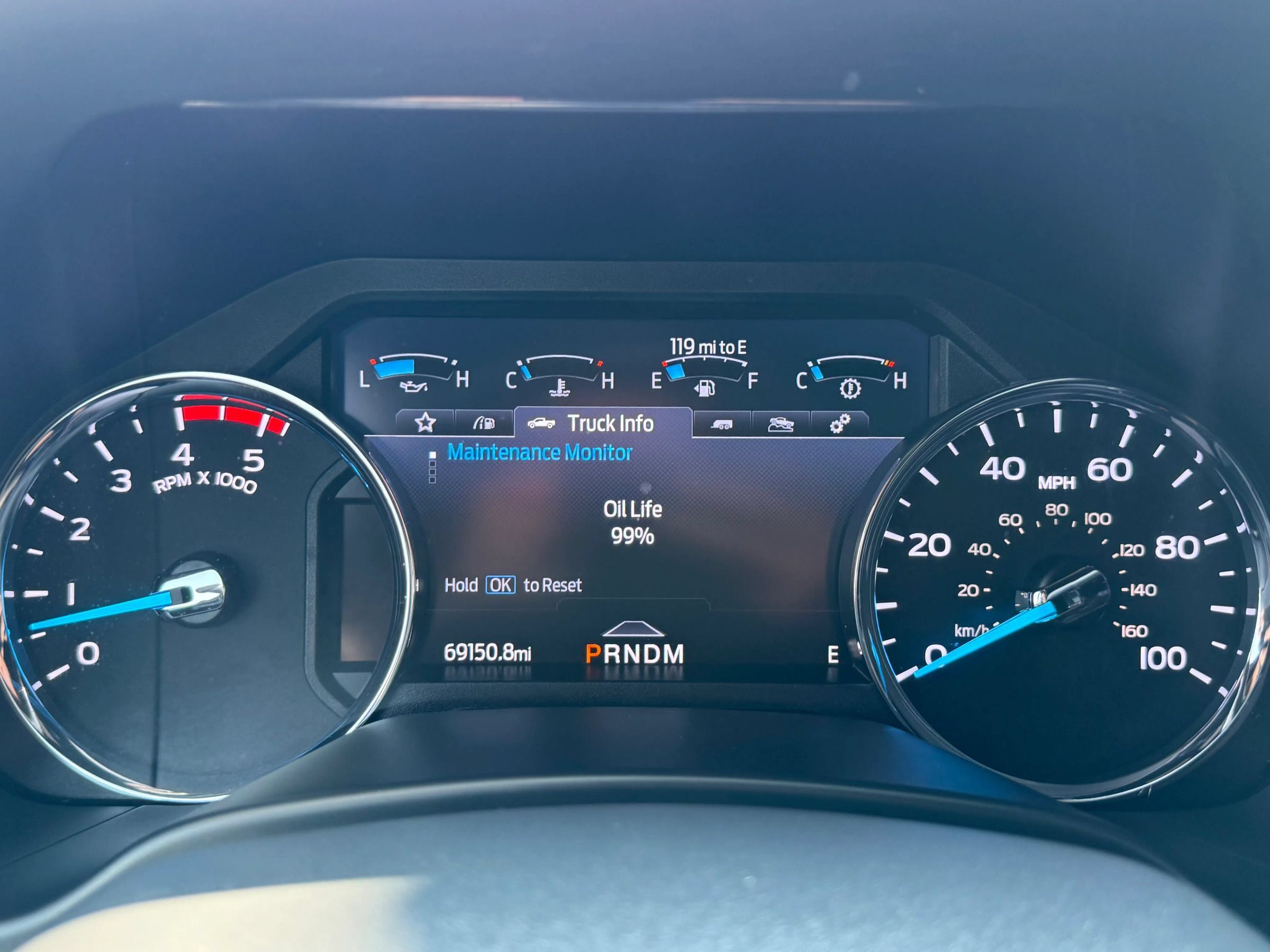 Used 2022 Ford F250 Platinum w/ FX4 Off-Road Package AWD/4WD image 20
