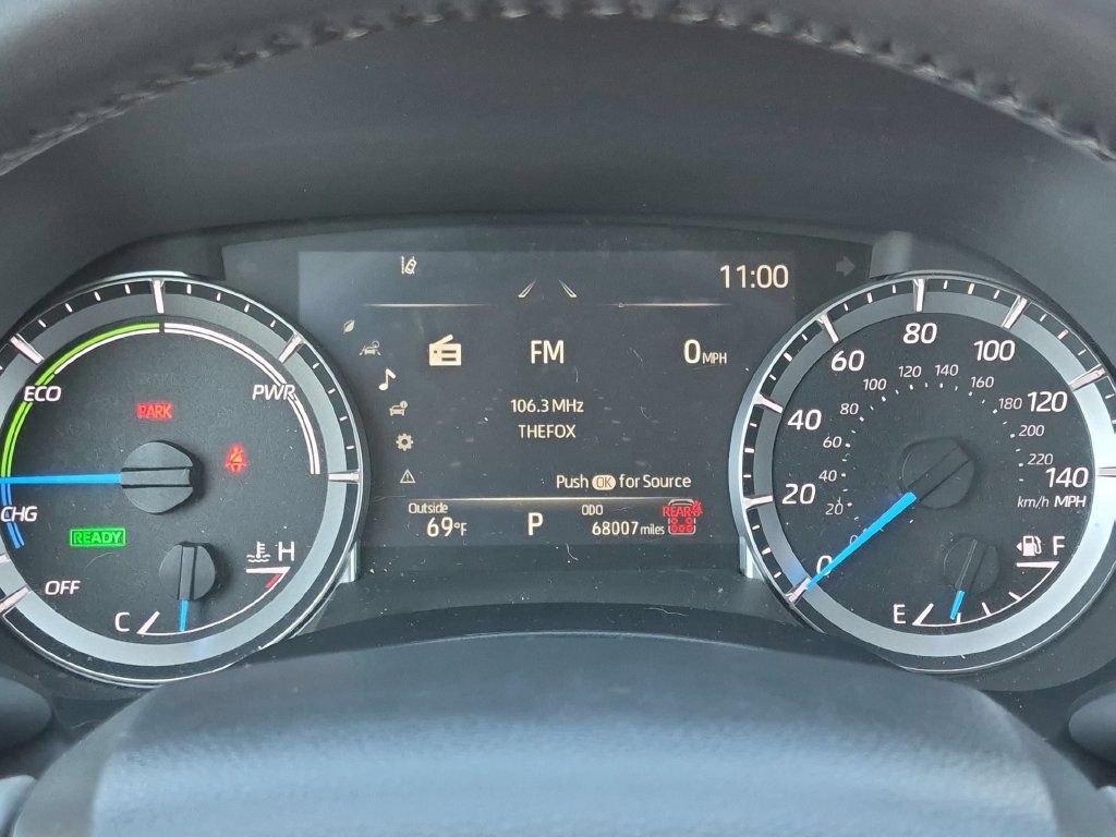 Used 2024 Toyota Highlander XLE AWD/4WD image 13