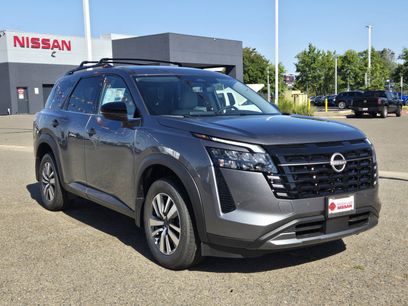 New 2026 Nissan Pathfinder SL