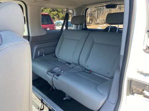 Used 2010 Honda Element EX image 19
