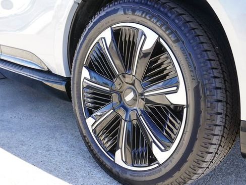 Used 2025 Cadillac Escalade IQ Sport 1 image 12