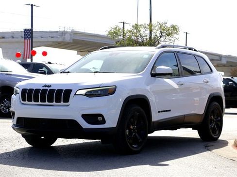 Used 2021 Jeep Cherokee Latitude Plus image 7