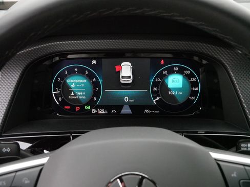 Certified 2025 Volkswagen Atlas Cross Sport SEL Premium R-Line image 21