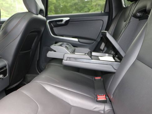 Used 2015 Volvo XC60 T6 Platinum AWD/4WD image 31