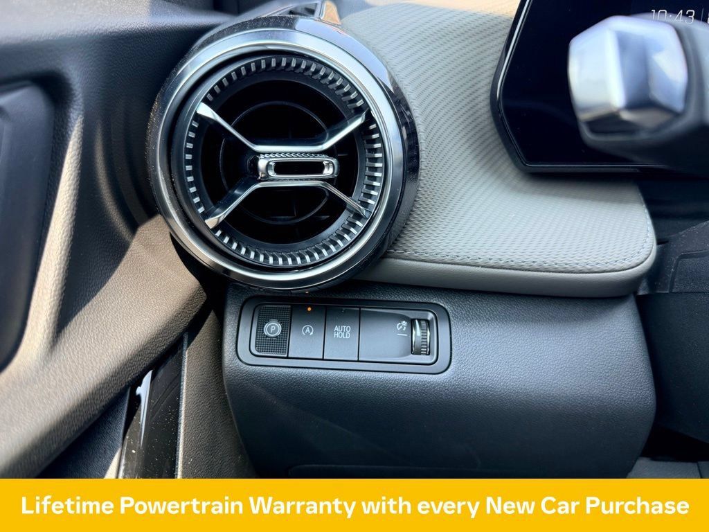 New 2027 Chevrolet Equinox LT w/ Convenience Package II FWD image 25