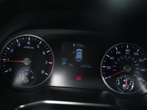 Used 2020 Kia Telluride LX FWD image 13