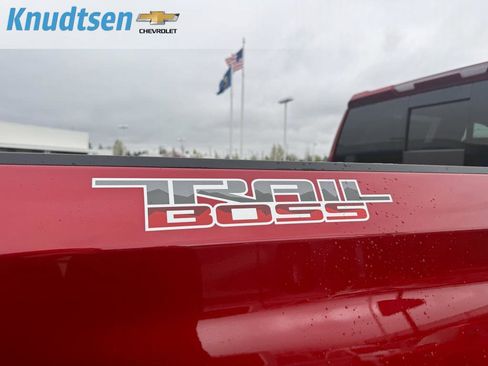 New 2026 Chevrolet Silverado 1500 LT Trail Boss w/ Convenience Package II AWD/4WD image 15
