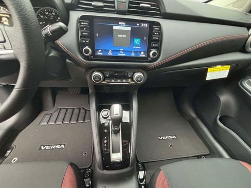 New 2025 Nissan Versa SR w/ Trunk Package image 19