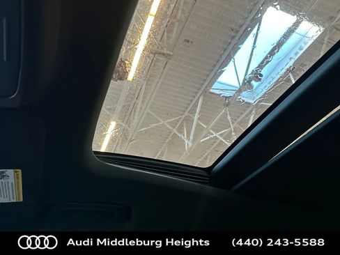 Used 2017 Lincoln MKC Reserve w/ Lincoln MKC Climate Package image 24