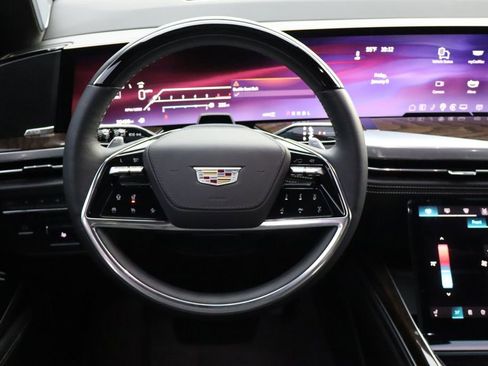 Used 2025 Cadillac Escalade Sport Platinum image 21