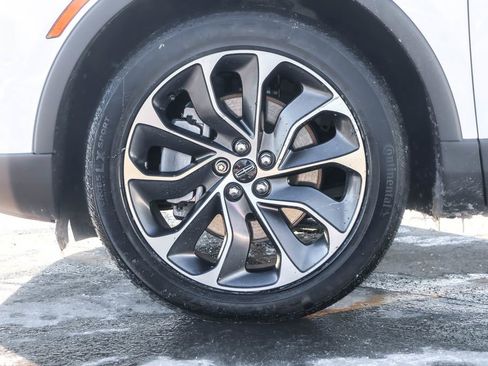 Used 2021 Lincoln Nautilus Reserve w/ Cargo Utility Package image 17