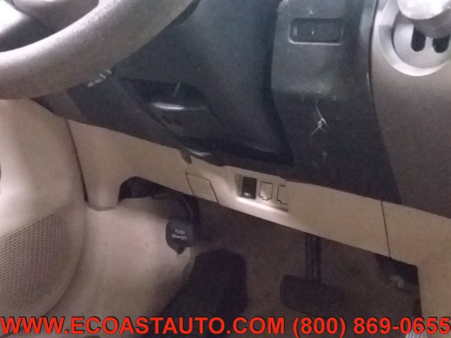 Used 2005 Toyota Prius FWD image 12