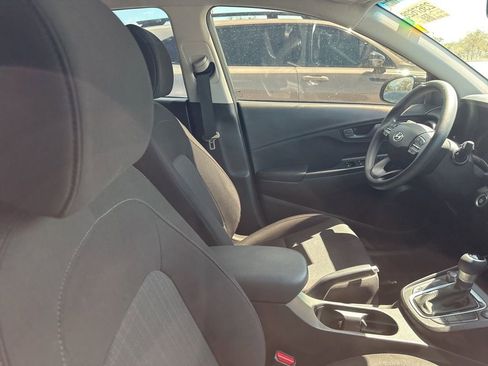 Used 2023 Hyundai Kona SEL image 8