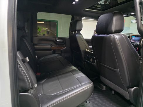 Used 2021 Chevrolet Silverado 3500 High Country w/ Z71 Off-Road Package image 24