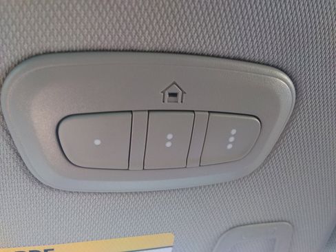 Used 2024 Jeep Grand Cherokee Limited image 19