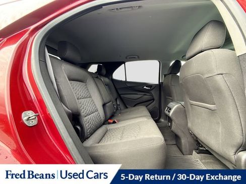 Used 2018 Chevrolet Equinox LT image 28