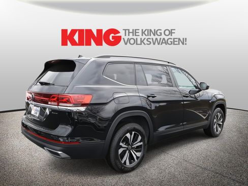 New 2026 Volkswagen Atlas SE image 3