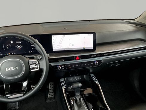 Used 2024 Kia Sorento SX AWD/4WD image 9