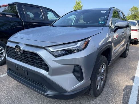 Certified 2025 Toyota RAV4 XLE AWD/4WD image 2