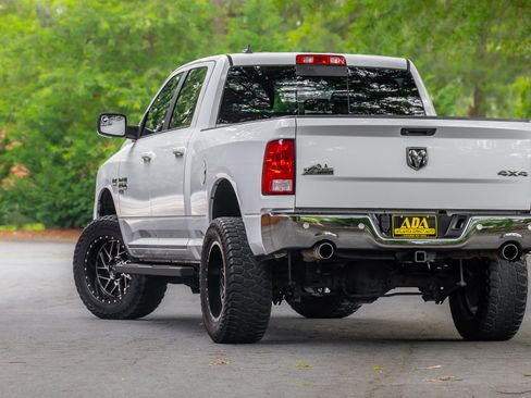 Used 2019 RAM 1500 Big Horn AWD/4WD image 29