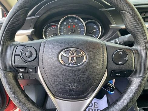 Used 2014 Toyota Corolla LE FWD image 9
