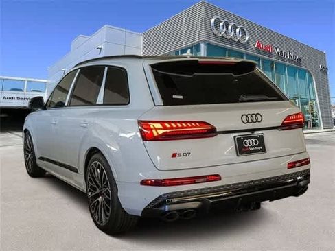 New 2025 Audi SQ7 Premium Plus image 2