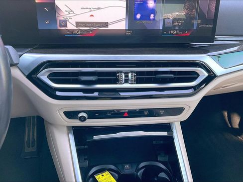 Used 2023 BMW M340i xDrive image 15