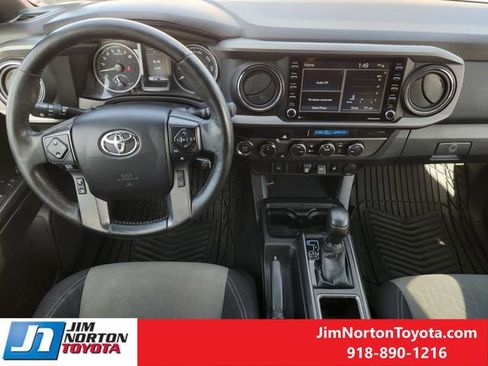 Used 2021 Toyota Tacoma TRD Off-Road image 26