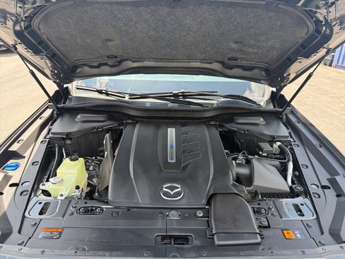 Used 2024 MAZDA CX-90 Plug-In Hybrid w/ Preferred AWD/4WD image 31