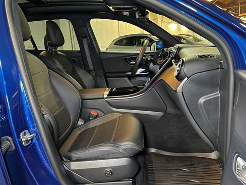 Certified 2025 Mercedes-Benz GLC 300 4MATIC image 12