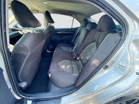 Used 2021 Toyota Camry LE image 25