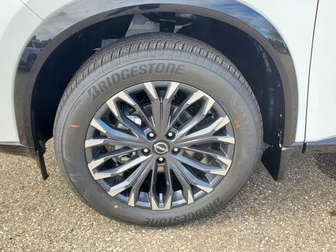 New 2026 Nissan Rogue Platinum w/ Platinum Premium Package image 9