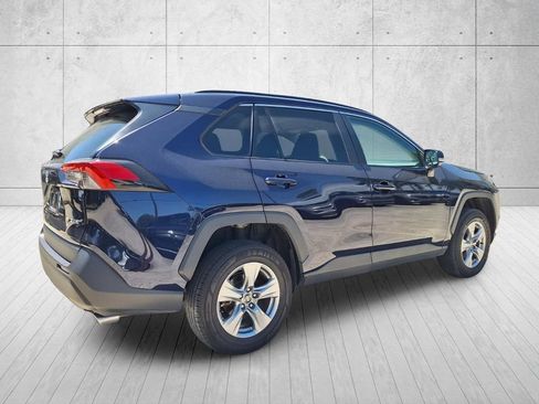 Used 2024 Toyota RAV4 XLE FWD image 5