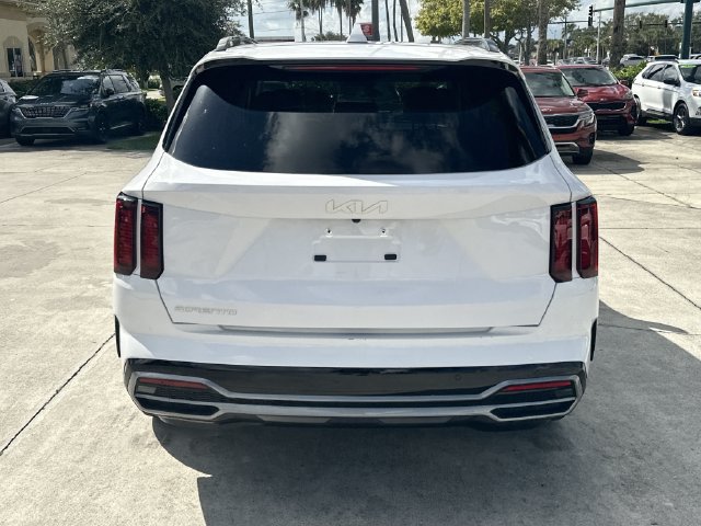 Certified 2023 Kia Sorento S w/ Panoramic Sunroof Package FWD image 7