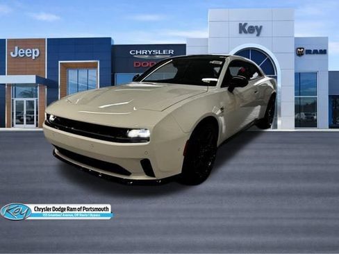 New 2024 Dodge Charger R/T w/ Plus Group image 1