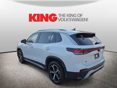 New 2025 Volkswagen Tiguan SE image 5