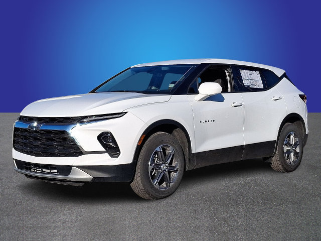 New 2024 Chevrolet Blazer LT w/ Driver Confidence Package FWD image 1