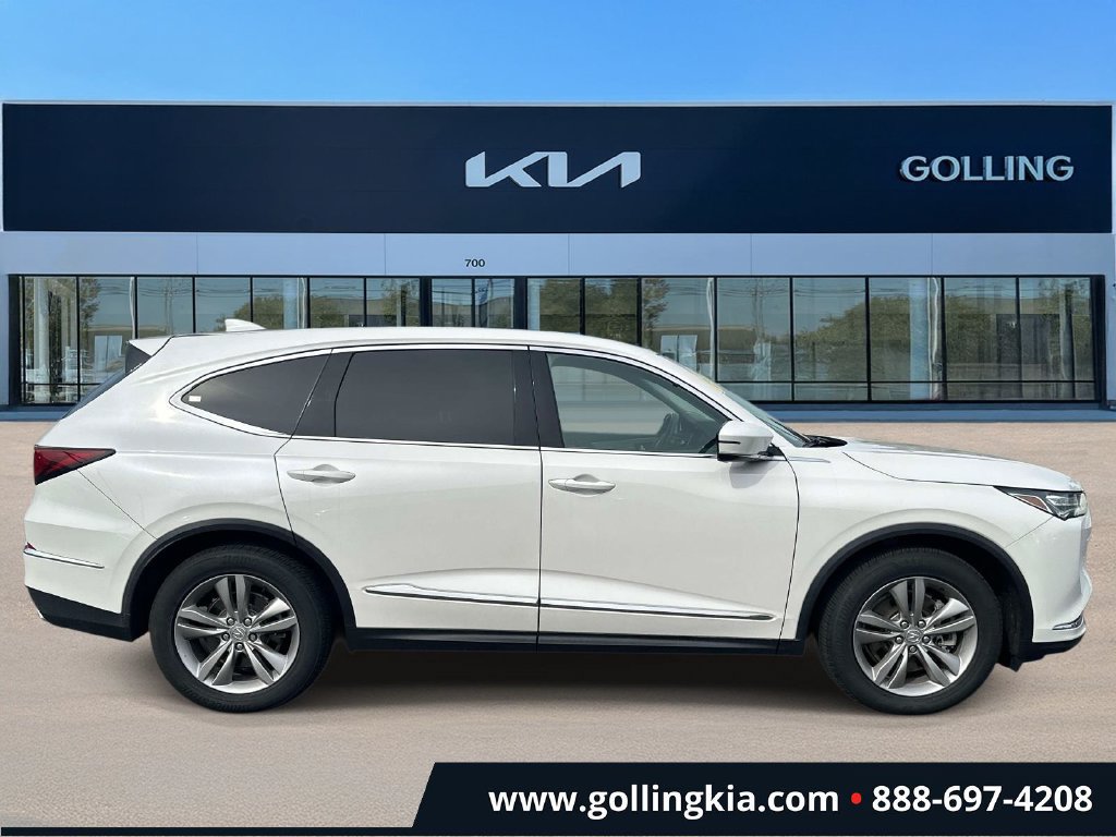 Used 2023 Acura MDX SH-AWD image 2