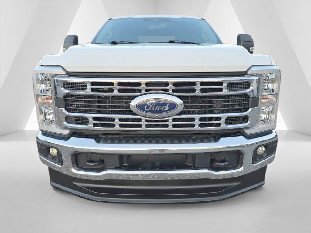 Used 2023 Ford F250 XLT w/ 360-Degree Camera Package AWD/4WD image 2