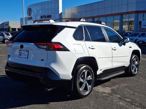 Certified 2023 Toyota RAV4 SE image 7