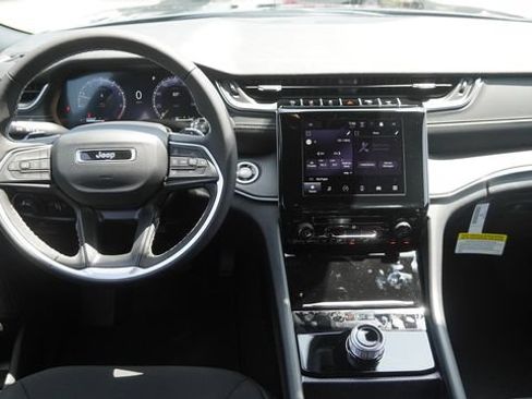 New 2026 Jeep Grand Cherokee Laredo RWD image 14