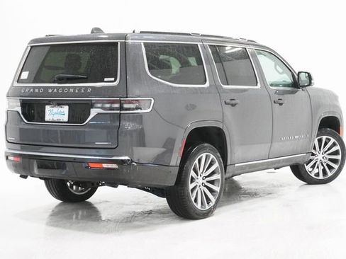 Used 2023 Jeep Grand Wagoneer Series II image 8