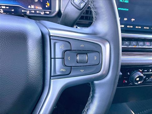 Used 2025 Chevrolet Silverado 1500 LT image 22