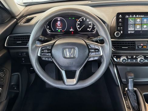 Used 2020 Honda Accord EX image 13