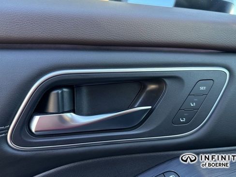 Used 2023 Nissan Rogue Platinum image 25