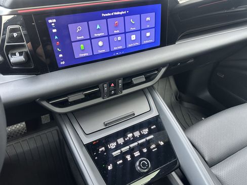 Certified 2024 Porsche Macan 4 Electric AWD/4WD image 25