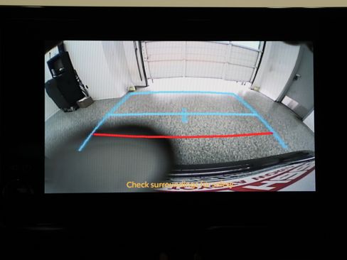 Used 2025 Toyota Corolla SE FWD image 19
