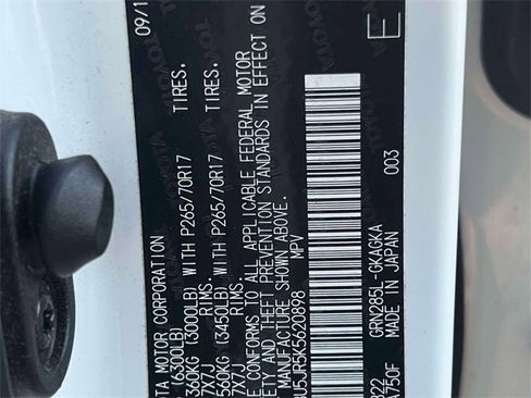 Used 2019 Toyota 4Runner SR5 image 21