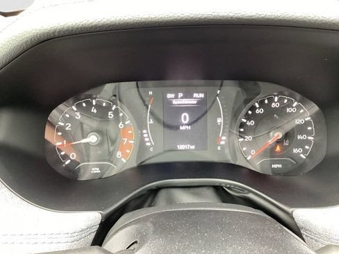 Used 2022 Jeep Compass Latitude image 15